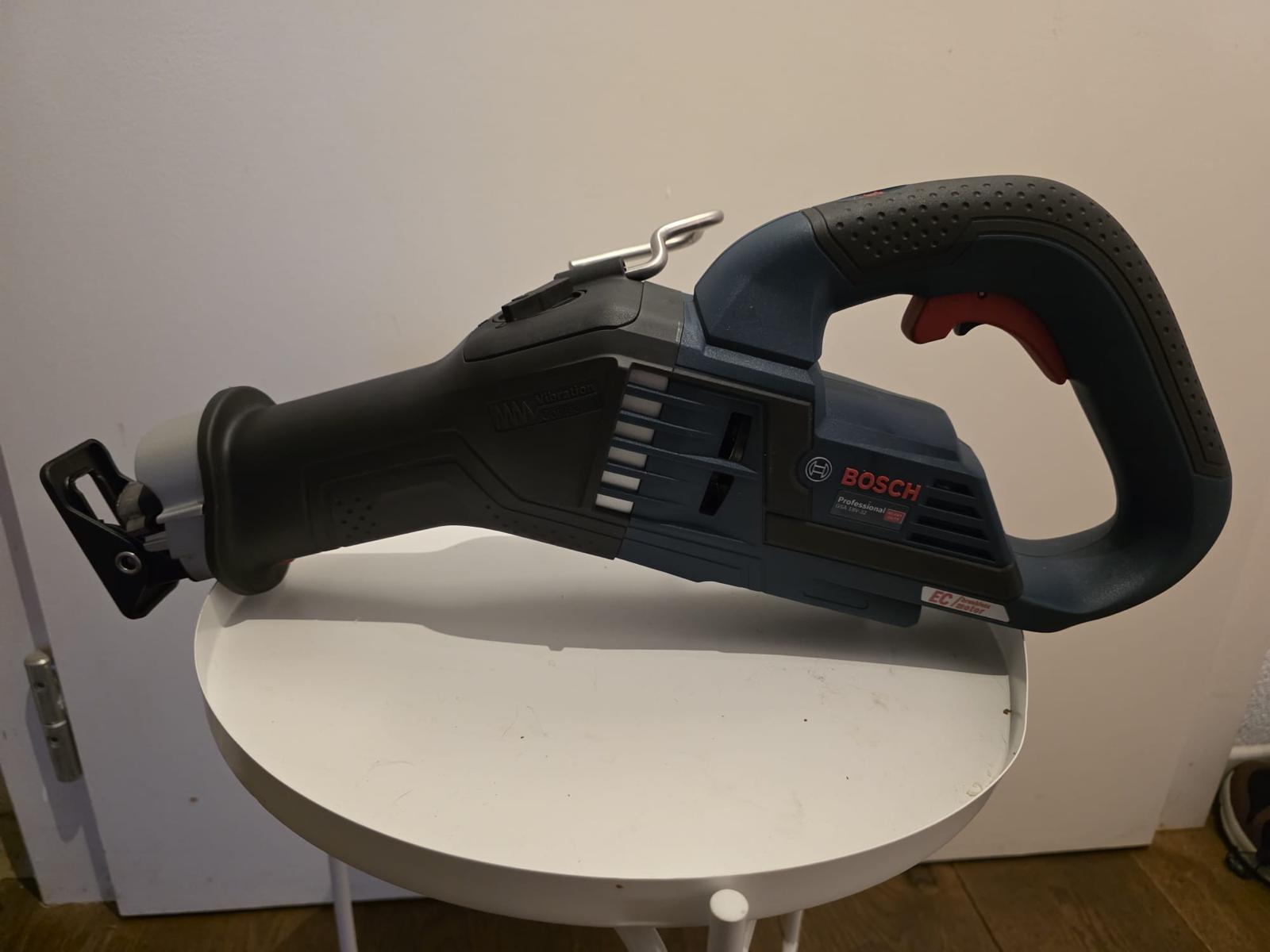 Bosch Professional GSA 18V-32 – Scie sabre sans fil – Image 1