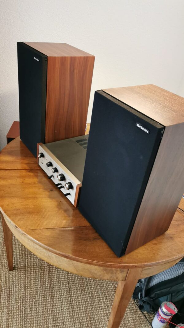 Ensemble Hi-Fi vintage Technics (2 enceintes + ampli)