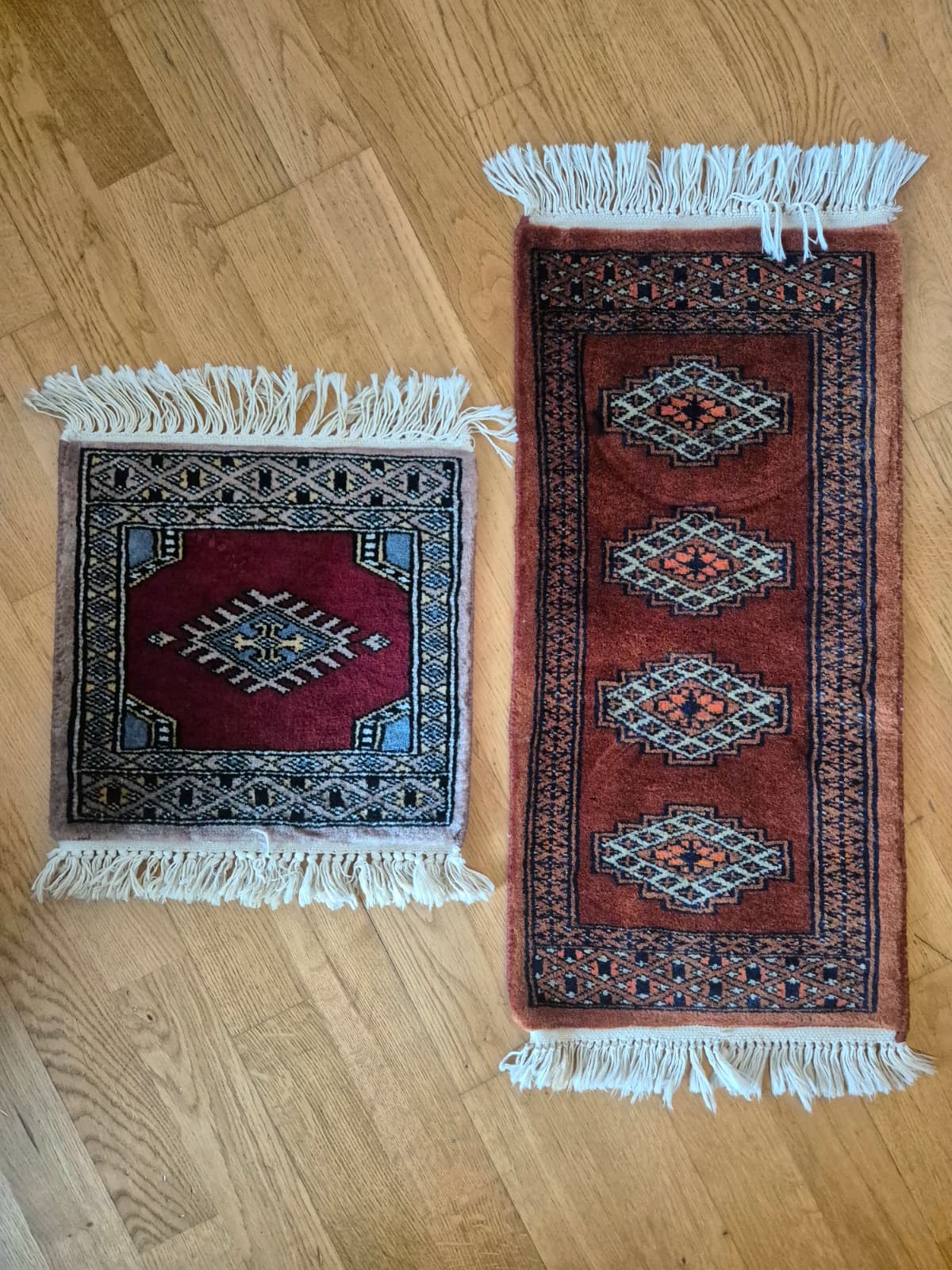 Petit tapis oriental à franges – rouge & bleu – Image 1
